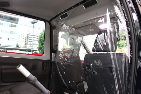 日本交通 新型コロナ患者専用車稼働 タクシー車両を改造 Impress Watch