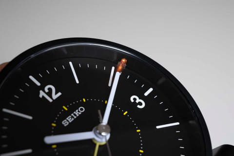 小さくても常に正確な時刻 セイコーの卓上電波時計 いつモノコト Impress Watch
