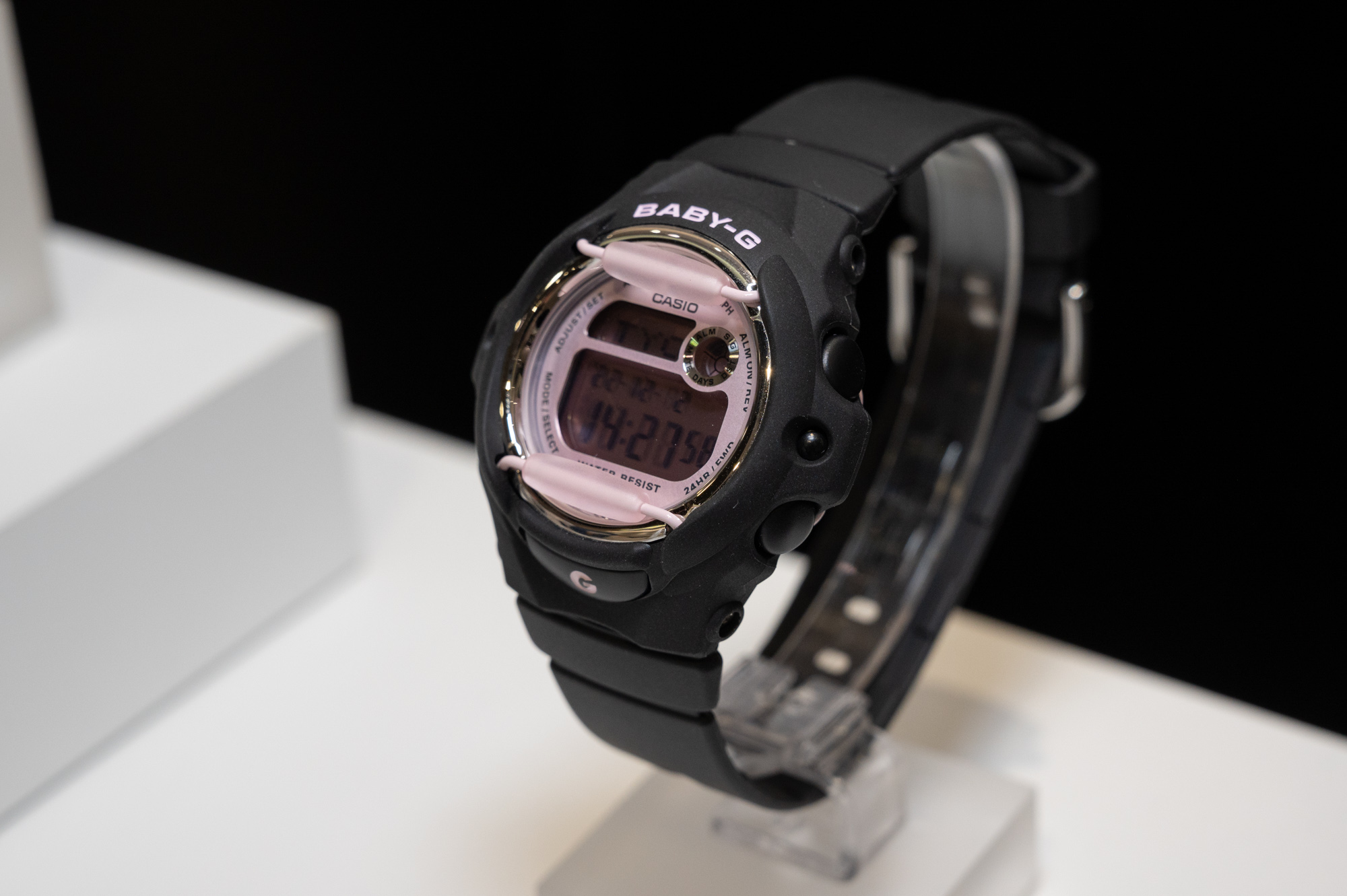 BABY-G プロテクター搭載モデルにピンクやクリアカラー - Impress Watch