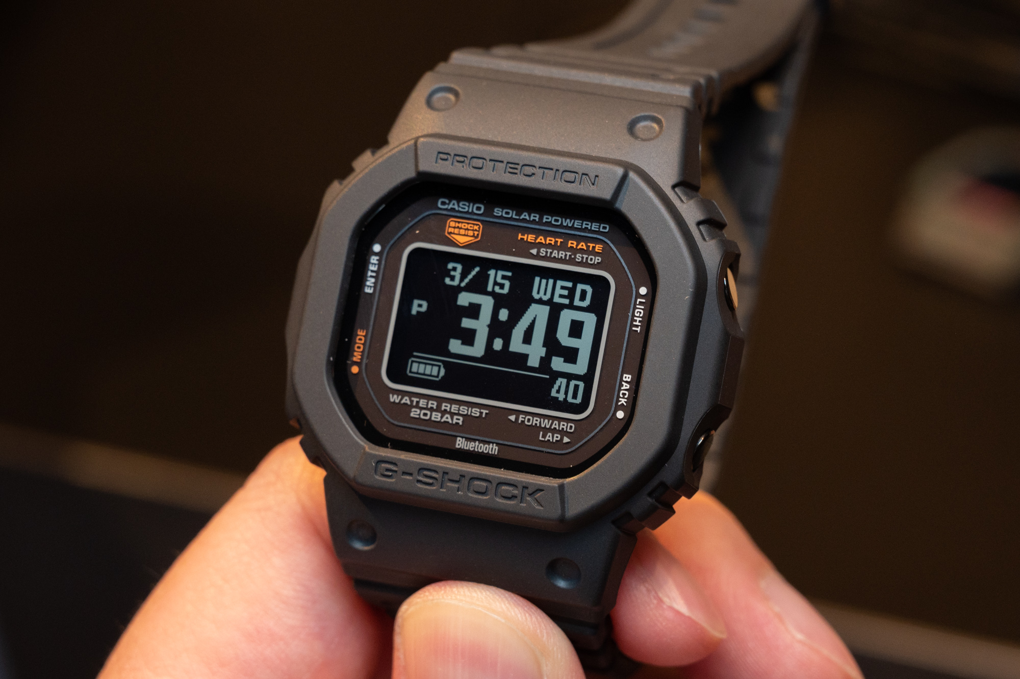 G-SHOCK、心拍計・MIP液晶で進化した角型“5600”登場 - Impress Watch